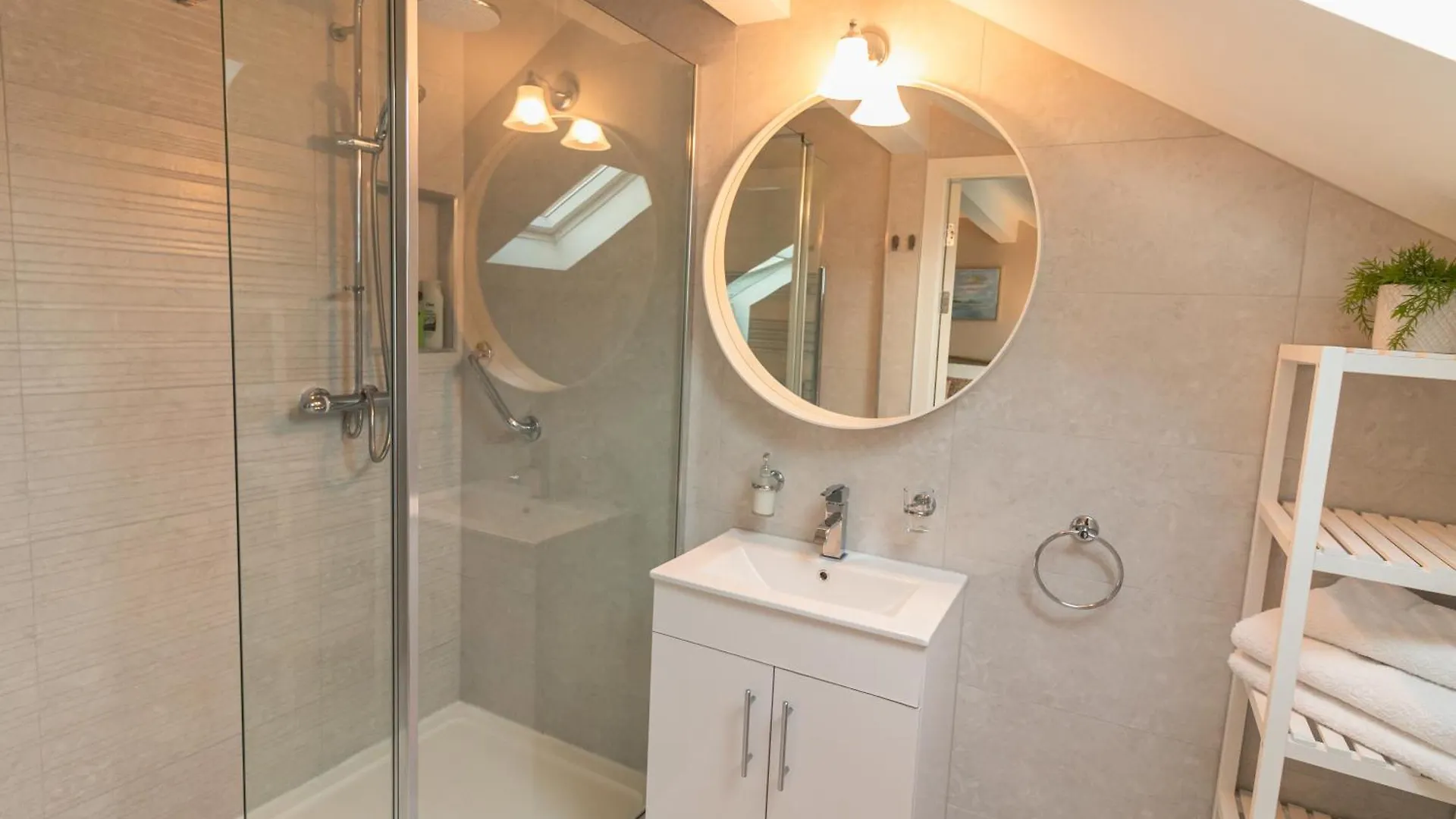 Guest house Mount Barker Hotel Swords Ireland
